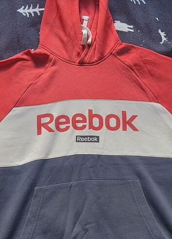 Reebok Sweatshirt 