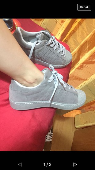 Adidas gri