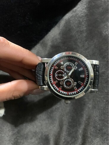 Avon Analog Wrist Watch