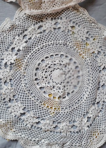 Nakışlı Beyaz Masa Örtüsü - Görsel 9