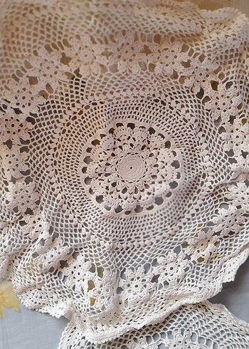 Nakışlı Beyaz Masa Örtüsü - Görsel 10