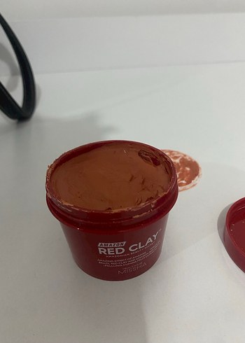Missha Amazon Red Clay Yüz Maskesi 110 ml - Görsel 3