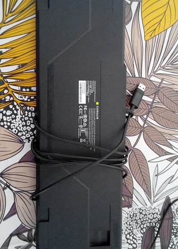 Temiz Corsair K60 RGB Pro Mekanik Oyuncu Klavyesi - Görsel 2