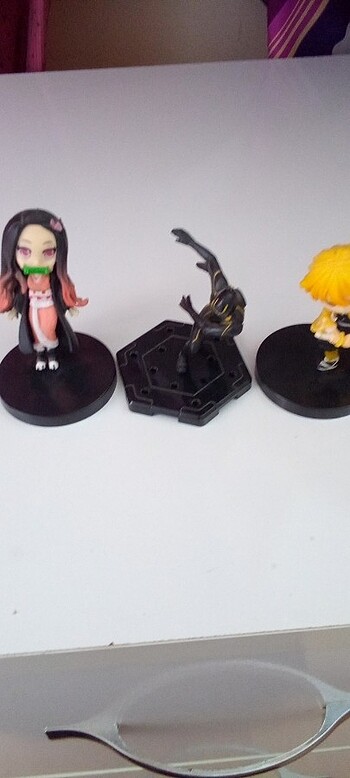 Nezuko zenitsu tron figür