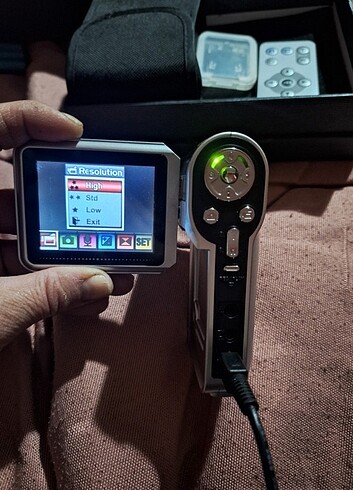Fotoğraf ve video çekilebilir kamera