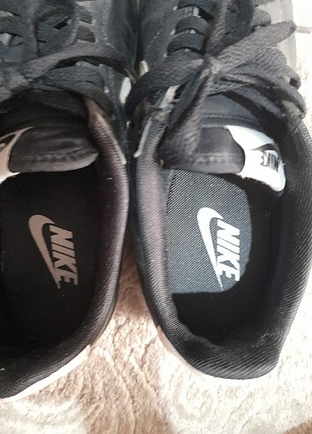 38,5 Beden siyah Renk Nike Cortez Spor Ayakkabı