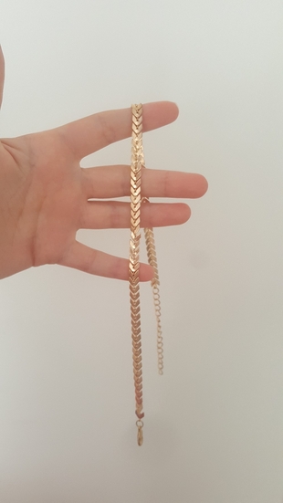 ALTIN RENGİ CHOKER