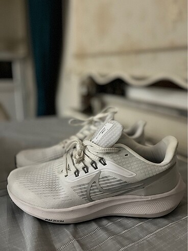 39 Beden Nike zoom spor ayakkabı