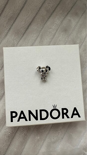 Pandora Köpek charm