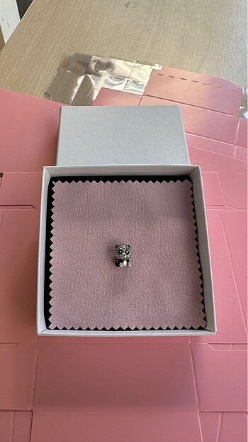 Pandora panda charm