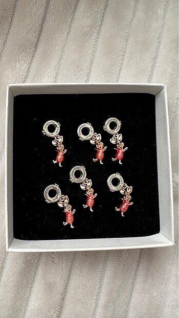 Pandora Pandora disney piglet charm