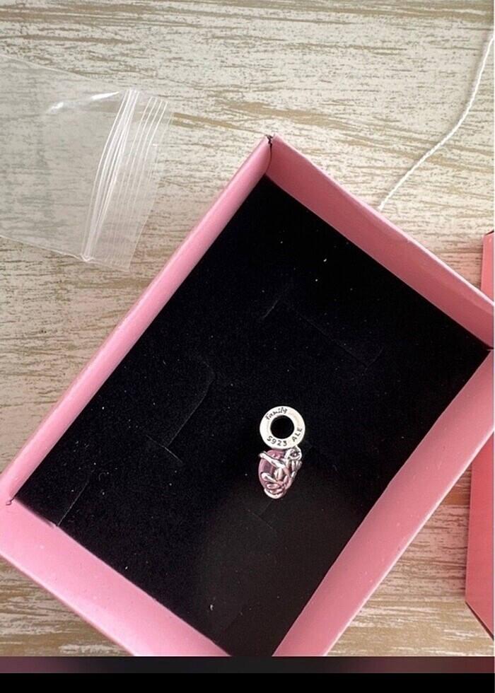 Pandora pembe kalp aile ağacı charm - Görsel 3