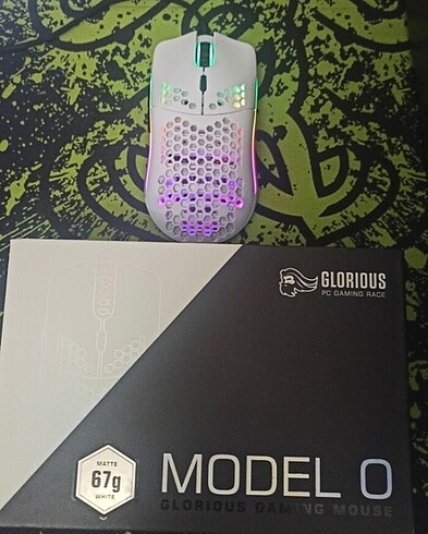 Glorious Model O Kablolu Oyuncu Mouse