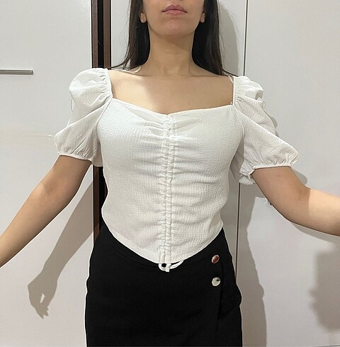 Beyaz bluz