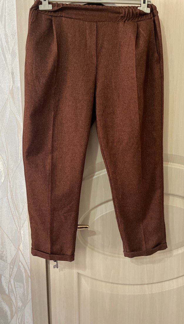 Kahverengi Yün Pilili Kadın Pantolon - Görsel 2