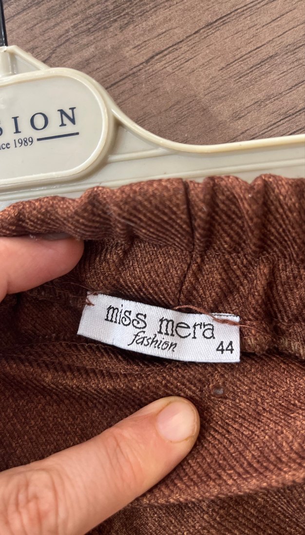 Kahverengi Yün Pilili Kadın Pantolon - Görsel 5