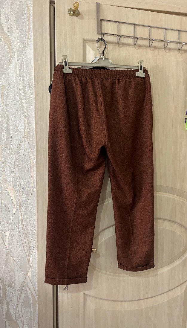 Kahverengi Yün Pilili Kadın Pantolon - Görsel 4