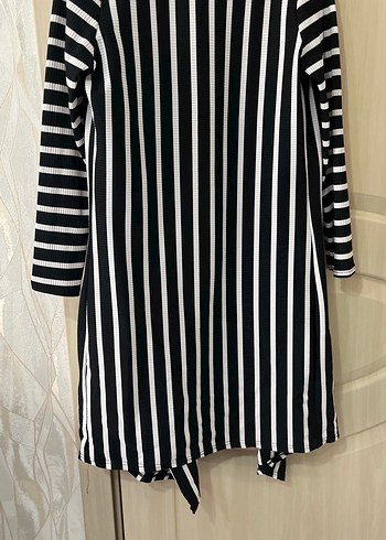 Uzun Kollu Siyah Beyaz Çizgili Kadın Sabahlık - Görsel 6