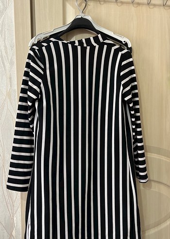 Uzun Kollu Siyah Beyaz Çizgili Kadın Sabahlık - Görsel 7