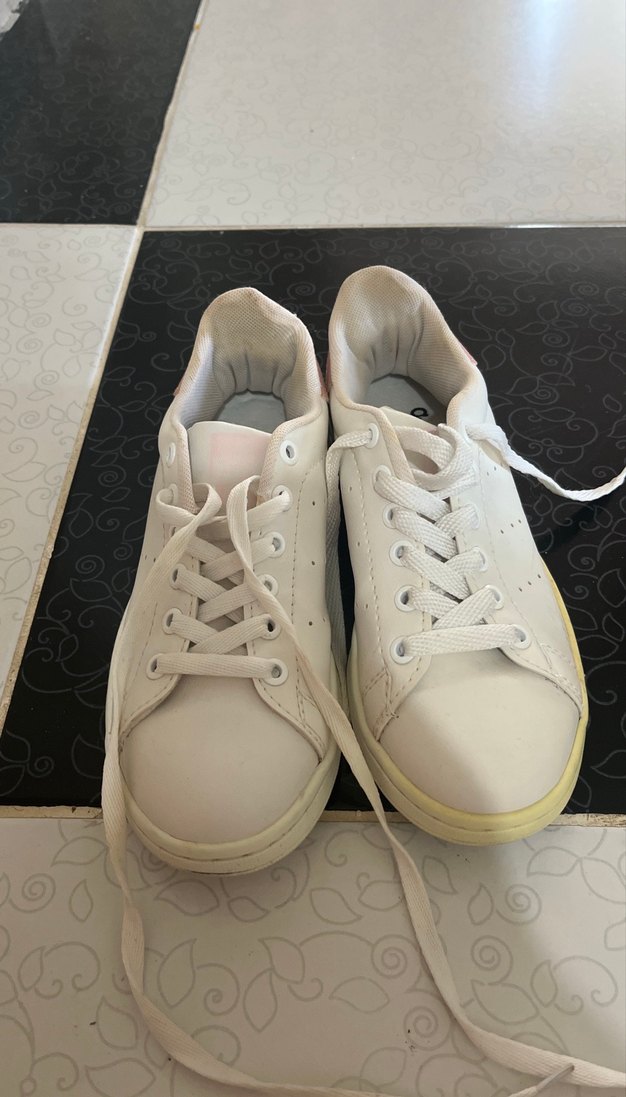 Beyaz Bağcıklı Kadın Spor Ayakkabı - Görsel 4