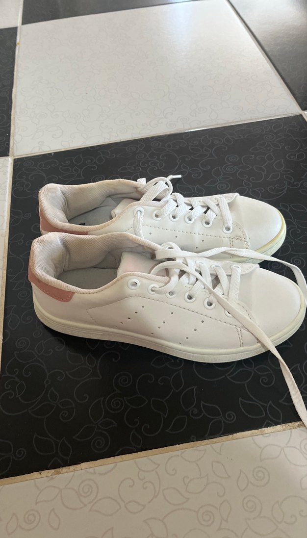 Beyaz Bağcıklı Kadın Spor Ayakkabı - Görsel 2