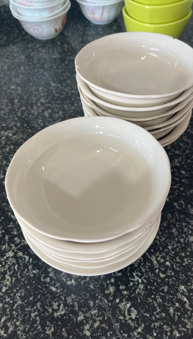 Beyaz ve Gri Seramik Tabak Seti - Görsel 2