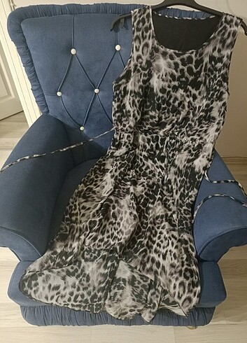 44 Beden Leopar desenli viscon elbise 44 beden 