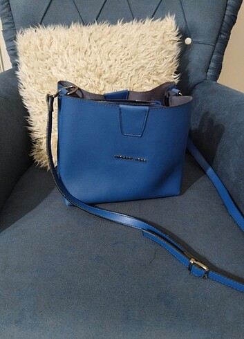 Beden lacivert Renk Michael Kors çanta replikadir