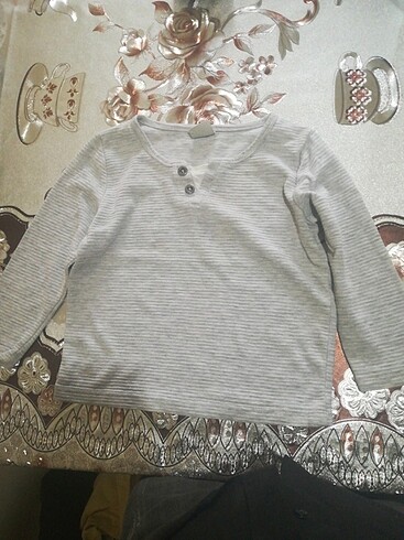 LC Waikiki 3 4 yaş uzun kollu swett