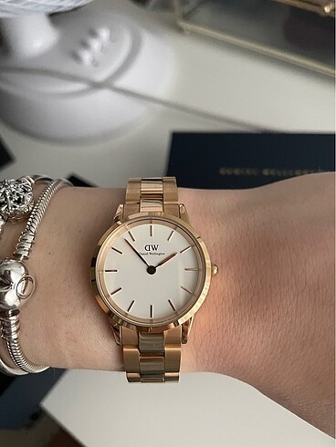 Daniel Wellington SATILDI Daniel wellington Iconic Link saat