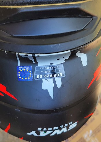 sway L BEDEN Kırmızı Baskılı Punk Tarzı Motosiklet Kaskı sway L - Görsel 3