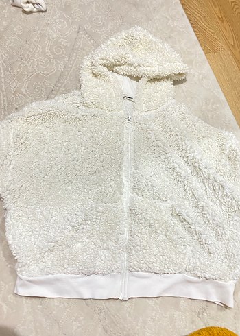 Kadın Beyaz Peluş Kapüşonlu Kış Ceketi - Görsel 2