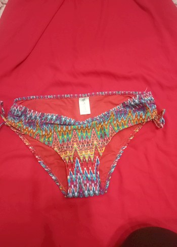 Renkli Mini Strappy Bikini Setleri - Görsel 4