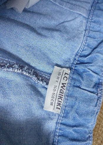 Nakışlı Düğmeli Çocuk Denim Şort - Görsel 4