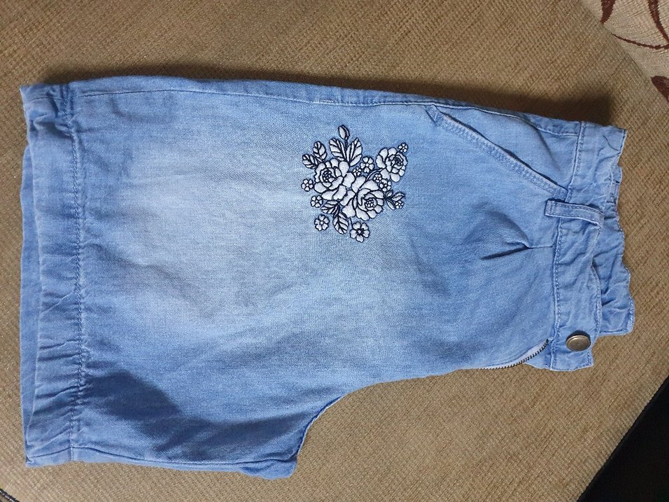 Nakışlı Düğmeli Çocuk Denim Şort - Görsel 2