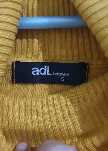 Sarı Balıkçı Yaka Uzun Kollu Kadın Kazak - Görsel 2