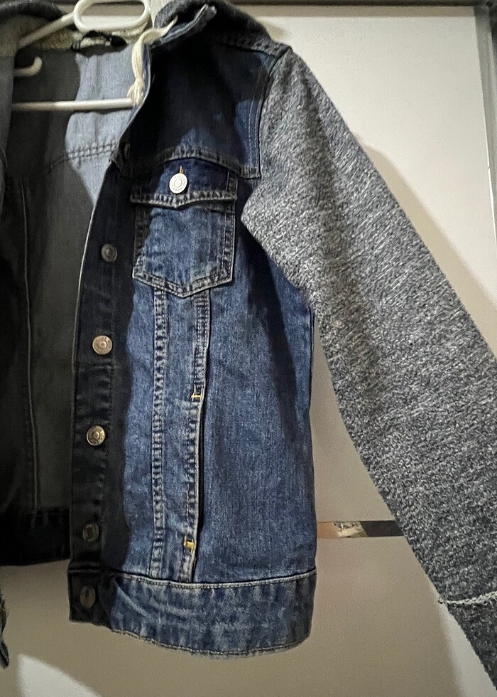 Kapüşonlu Kot Ceket - Görsel 2