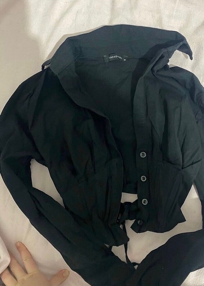 Siyah Gömlek - Görsel 2