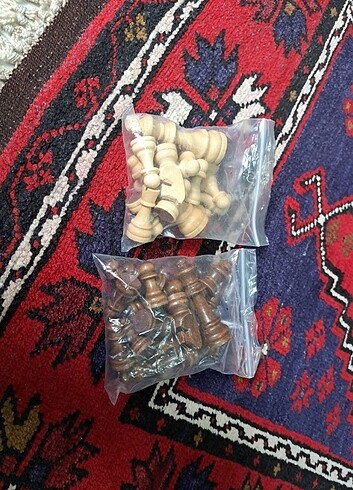 Ahşap Satranç Taşları