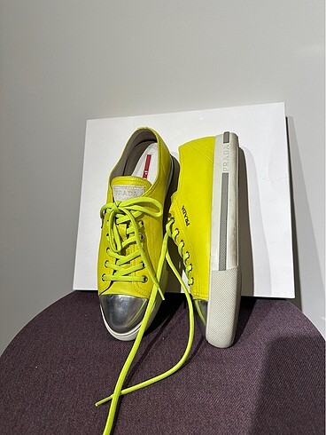 Prada Sarı Sneakers