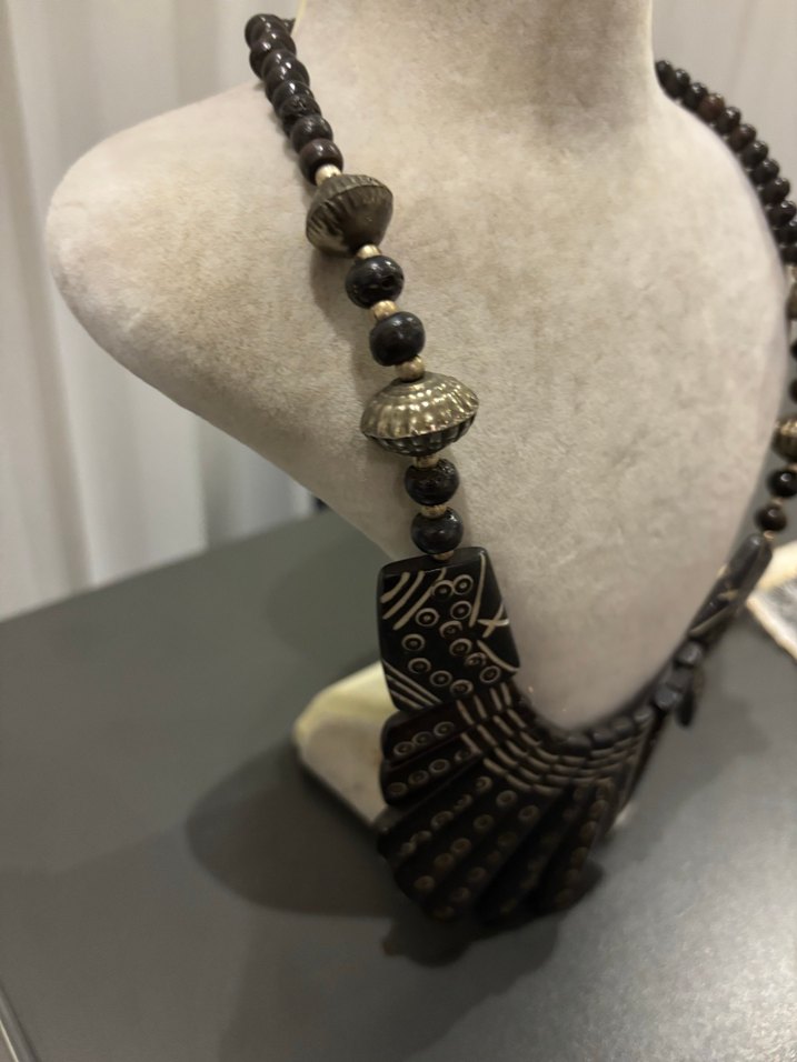 Uzun Siyah Etnik Boncuklu Bohem Kolye - Görsel 2