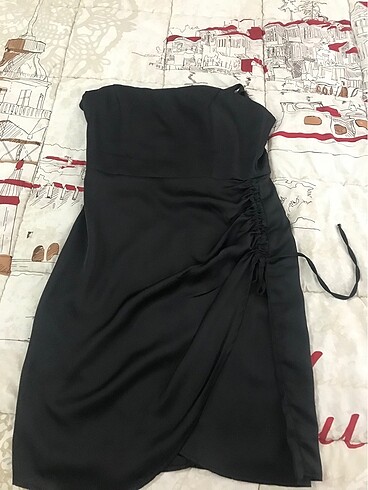 38 Beden Siyah büzgülü elbise