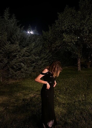 m Beden Simli yırtmaçlı balık abiye