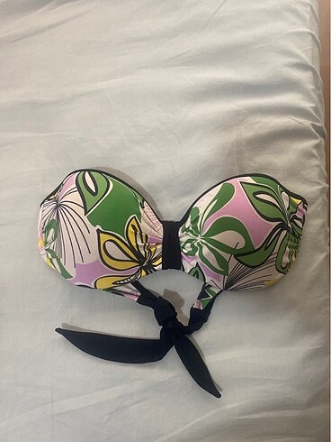 Diğer Bikini üstü