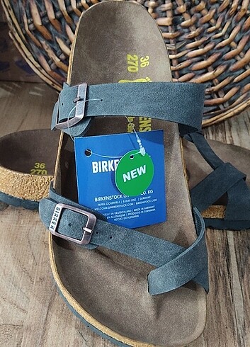 Birkenstok kadın terliği füme rengi