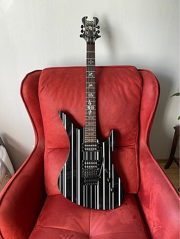 Schecter Synyster Gates Elektro Gitar