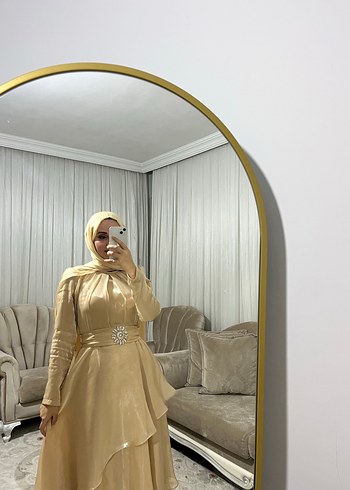 Bej Drapeli Yüksek Yakalı Uzun Kadın Elbise - Görsel 5