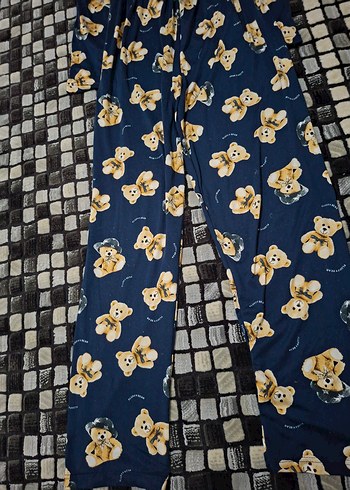 Uzun Baskılı Kadın Pijama Takımı - Görsel 4