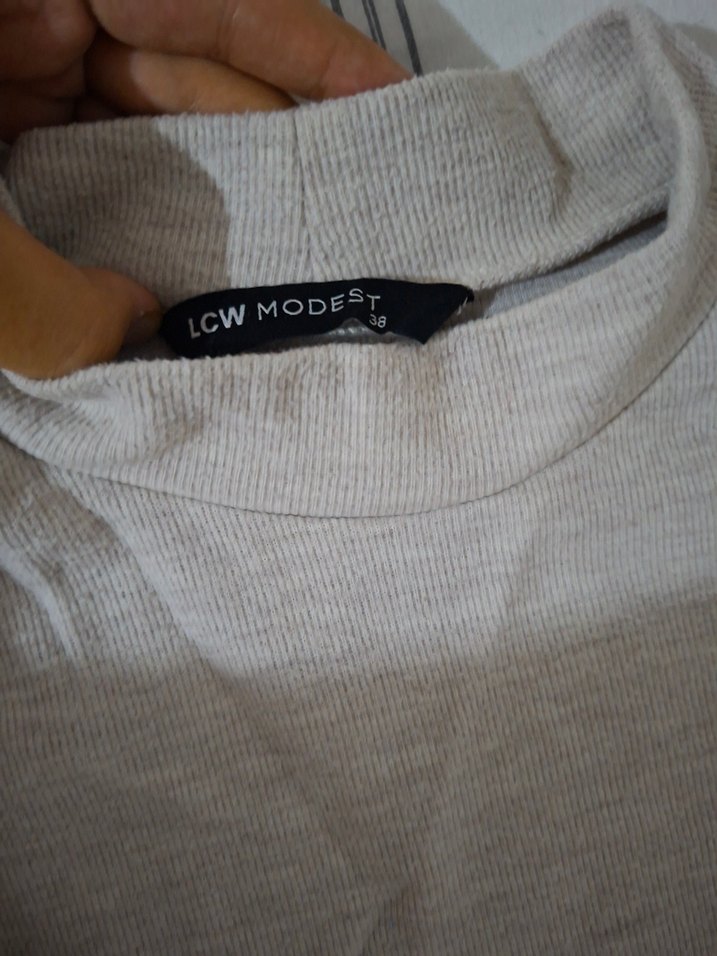 Bej Uzun Kollu Rahat Kesim elbise - Görsel 4