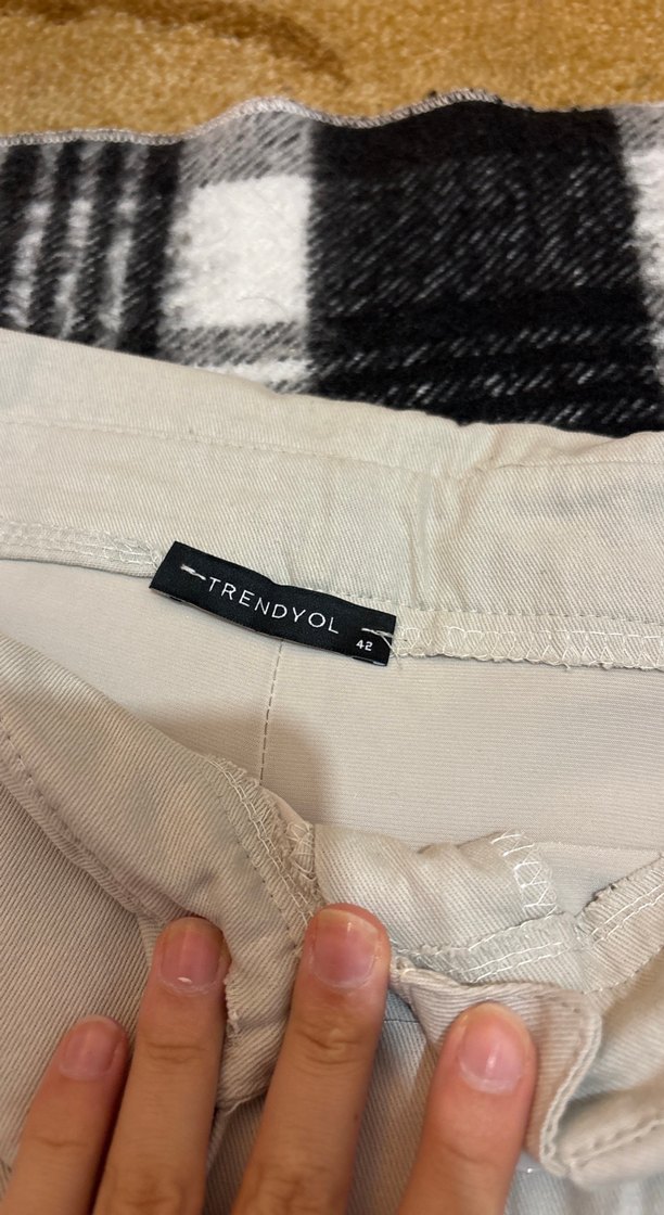 Düğmeli Bej Keten Mini Etek - Görsel 3